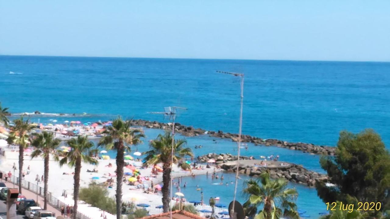 Casa Al Mare Leilighet Ventimiglia Eksteriør bilde