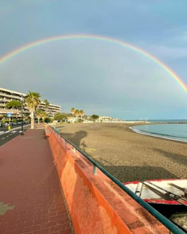 Casa Al Mare Leilighet Ventimiglia Eksteriør bilde